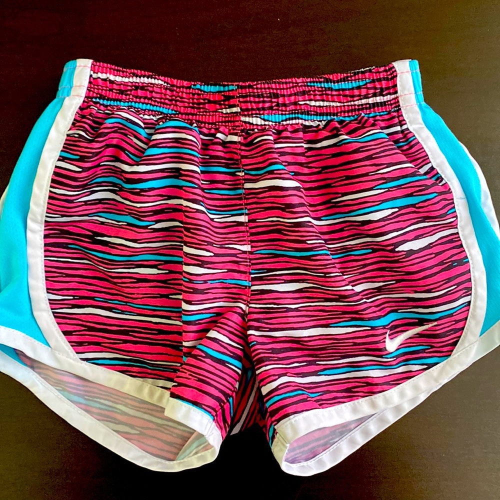 Nike girls 3T Athletic Shorts